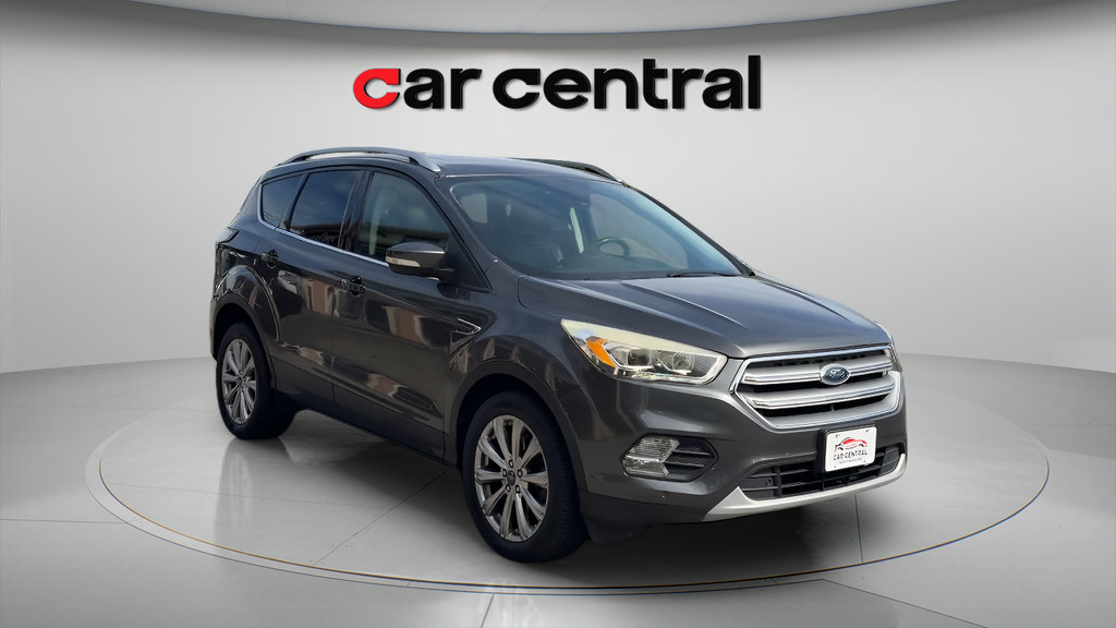 Used 2017 Ford Escape Titanium w/ Equipment Group 301A AWD/4WD image 8