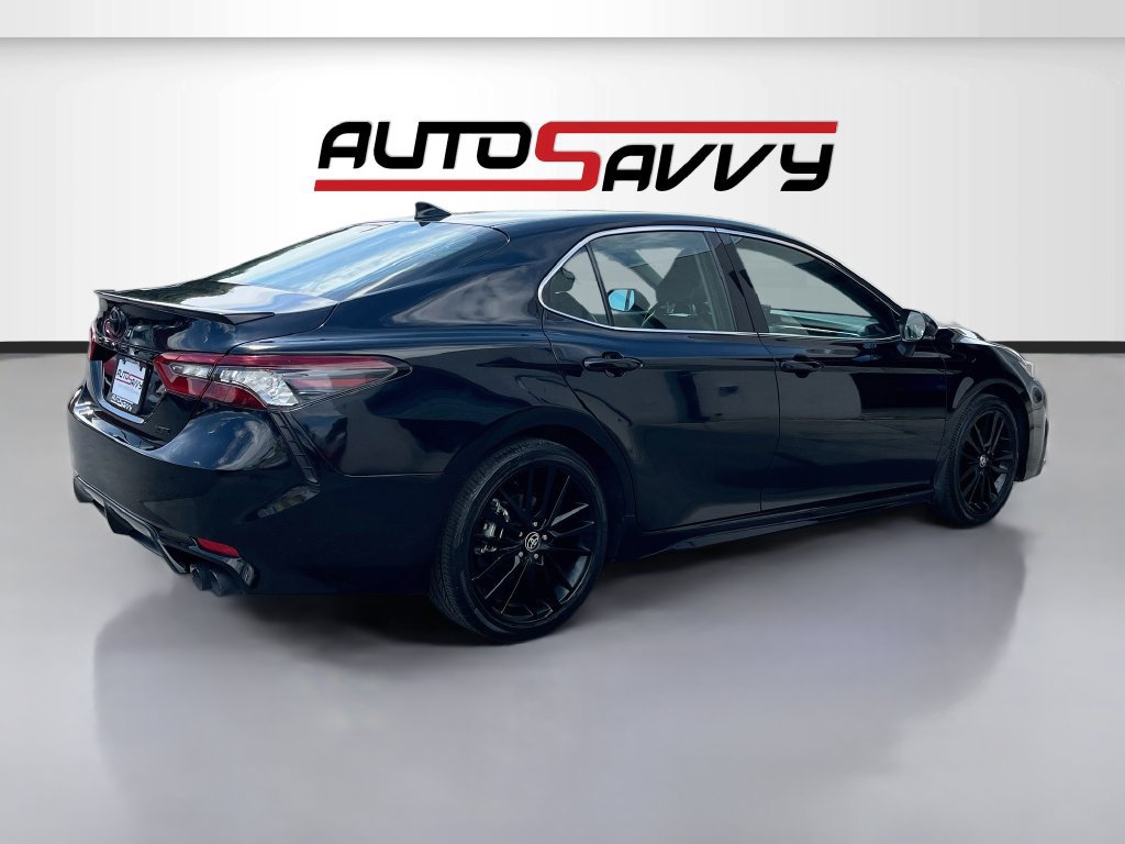 Used 2024 Toyota Camry XSE FWD image 7