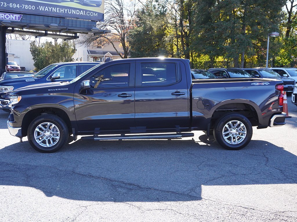 Used 2022 Chevrolet Silverado 1500 LT image 14