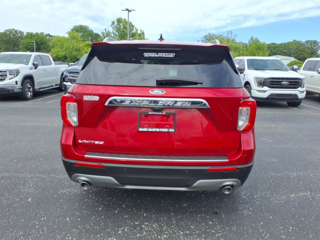 Used 2023 Ford Explorer Limited image 4