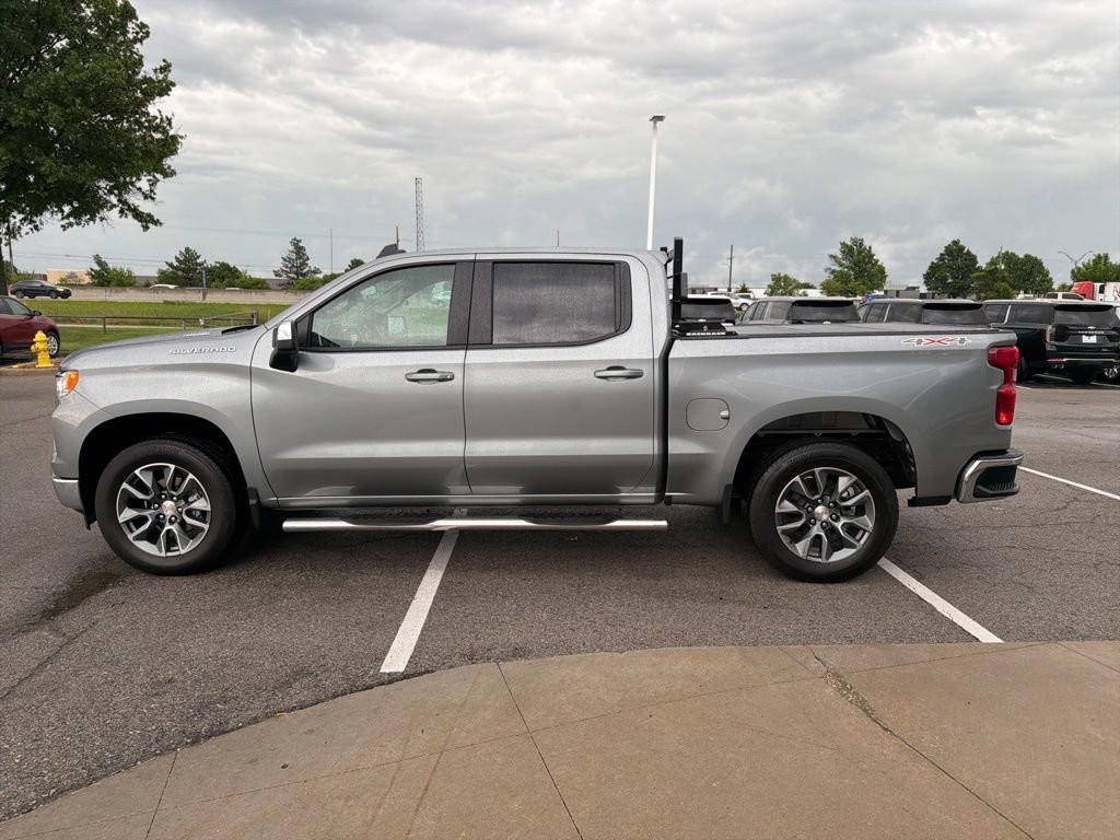 Certified 2026 Chevrolet Silverado 1500 LT AWD/4WD image 6