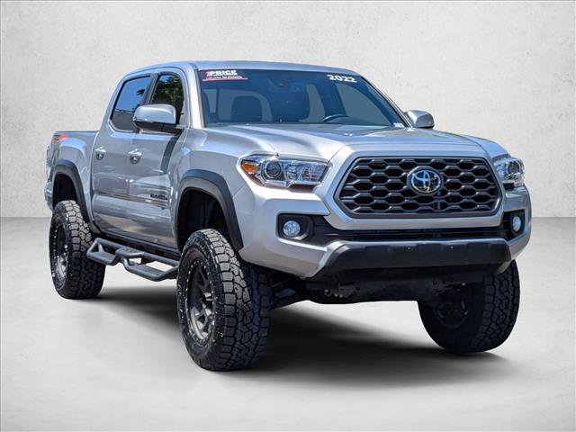 Used 2022 Toyota Tacoma TRD Off-Road w/ TRD Premium Off Road Package AWD/4WD image 3