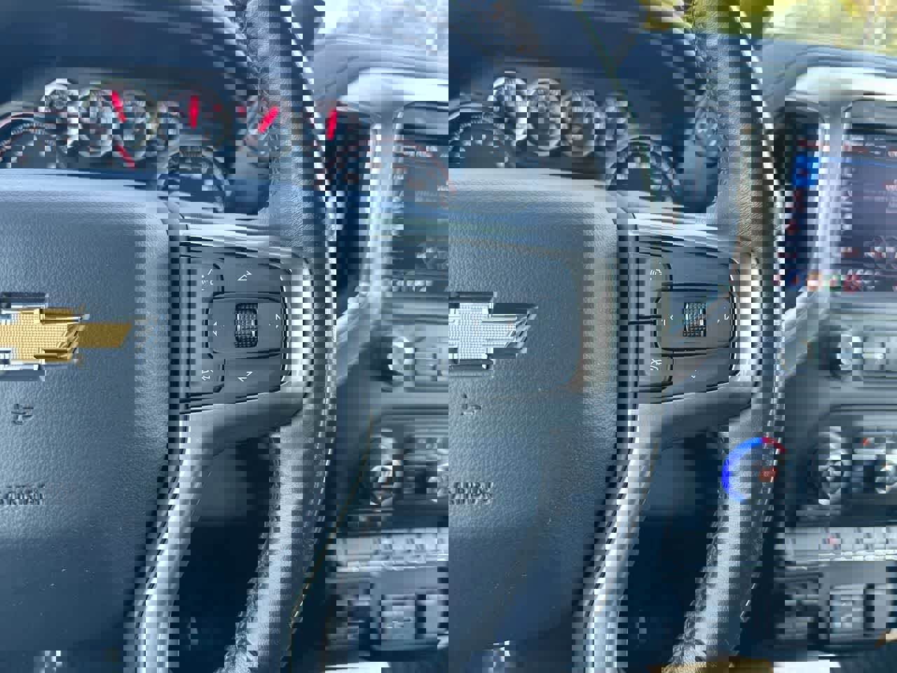 Used 2022 Chevrolet Silverado 3500 LTZ w/ Snow Plow Prep/Camper Package image 29