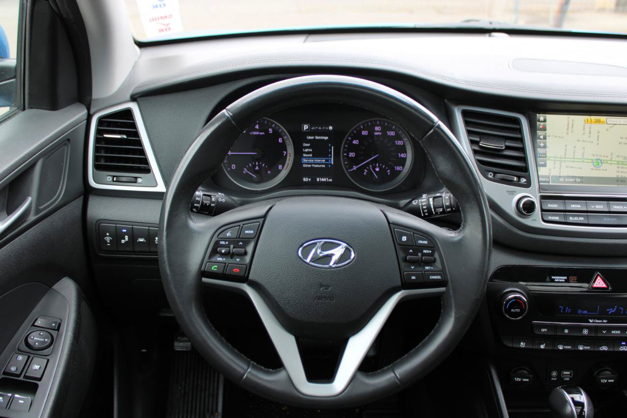 Used 2017 Hyundai Tucson Limited w/ Limited Ultimate Package 03 AWD/4WD image 9