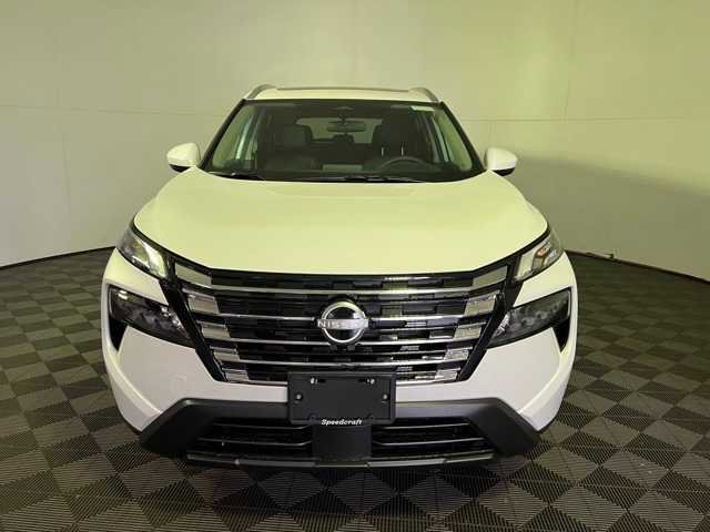 New 2026 Nissan Rogue SV w/ SV Premium Package image 2