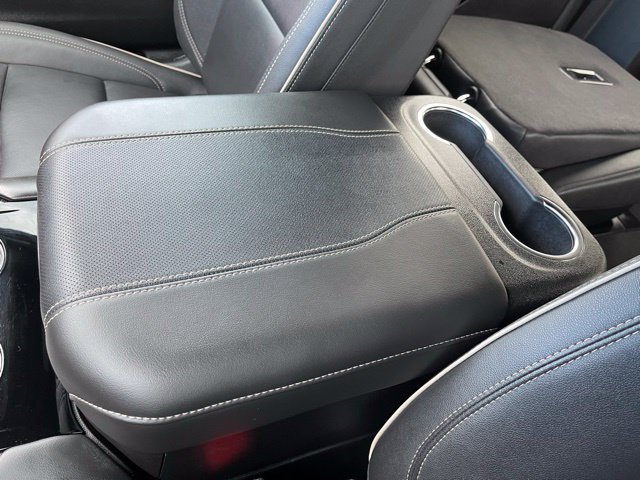 Used 2025 GMC Yukon XL Elevation AWD/4WD image 22