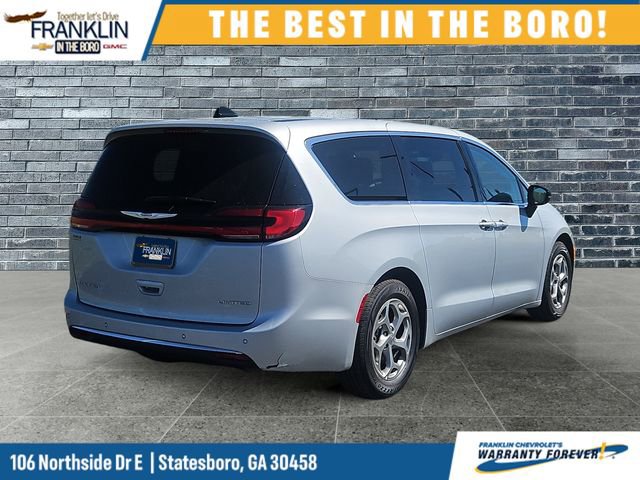 Used 2024 Chrysler Pacifica Limited image 5