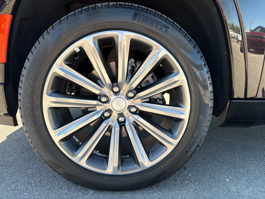 Used 2023 Jeep Grand Wagoneer L Series II image 17