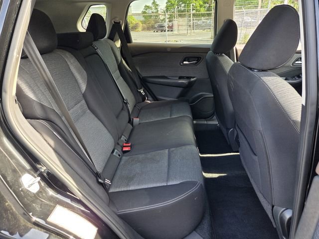 Used 2023 Nissan Rogue SV FWD image 14
