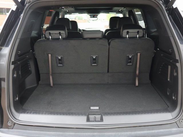 Used 2025 GMC Acadia AT4 w/ Super Cruise Package image 15