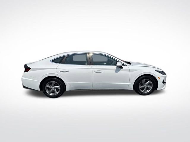 Used 2023 Hyundai Sonata SE w/ Preferred Accessory Package image 6