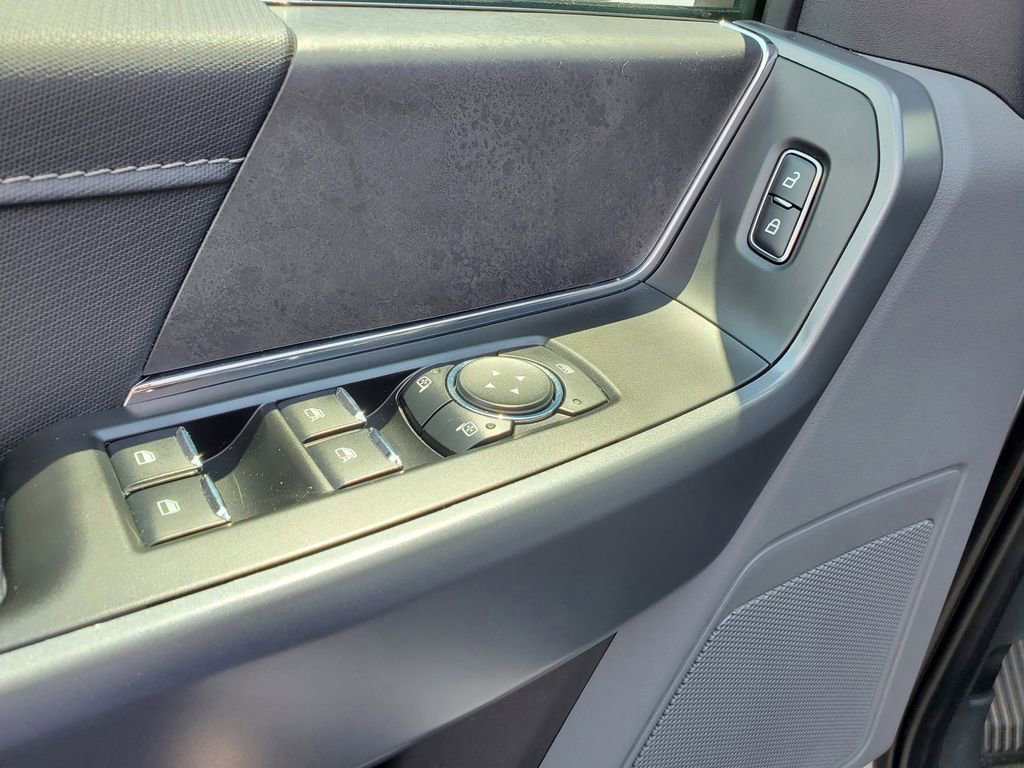 Used 2024 Ford F150 XLT w/ Mobile Office Package image 25