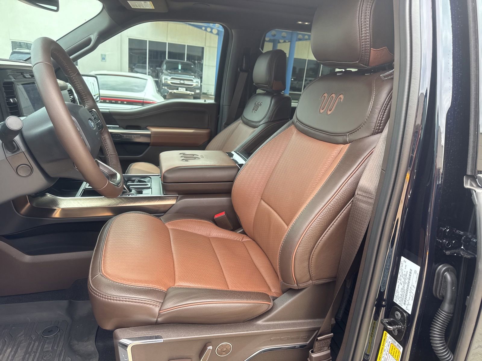 Used 2025 Ford F150 King Ranch w/ FX4 Off-Road Package AWD/4WD image 7
