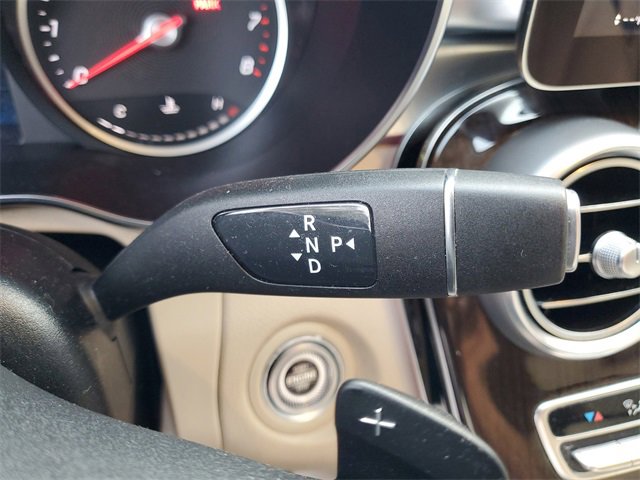 Used 2022 Mercedes-Benz GLC 300 image 25