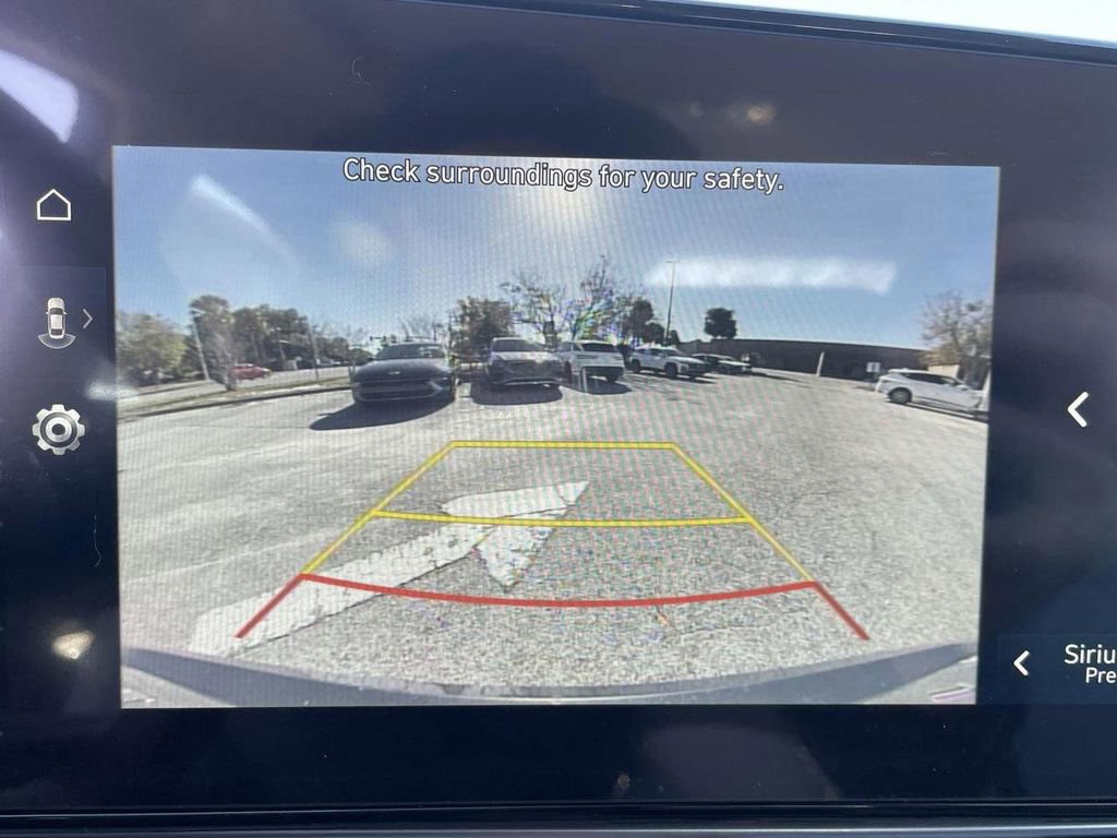 New 2026 Hyundai Elantra Limited image 27