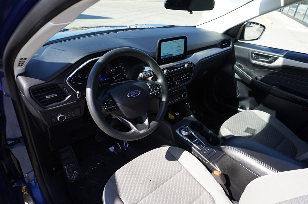 Used 2022 Ford Escape SE FWD image 25