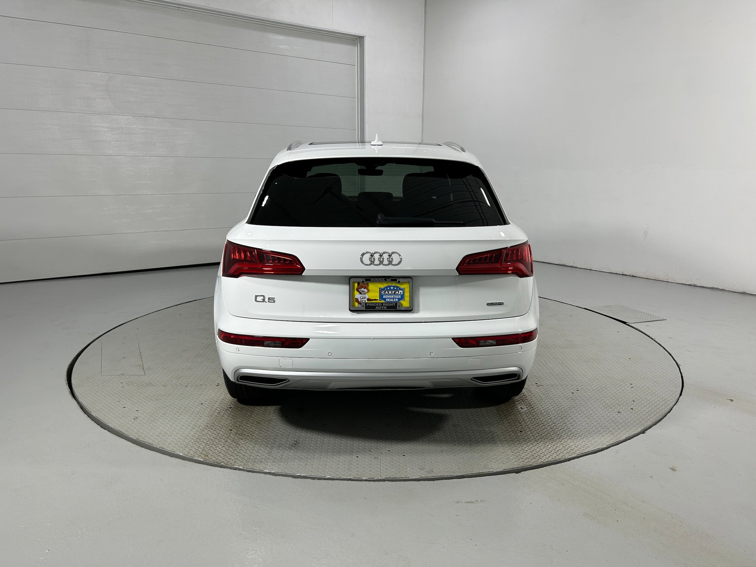 Used 2020 Audi Q5 2.0T Premium Plus w/ Premium Plus Package image 34