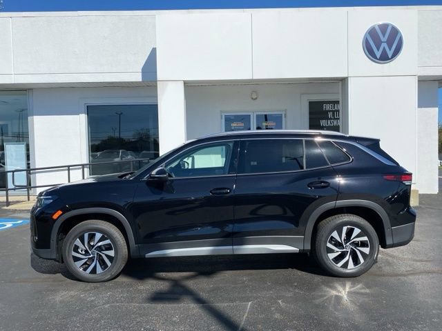 New 2025 Volkswagen Tiguan S image 12