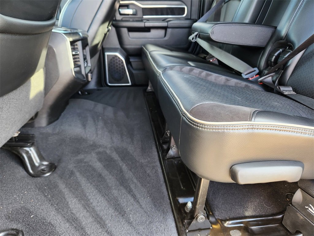 Used 2024 RAM 2500 Laramie w/ Sport Appearance Package image 9