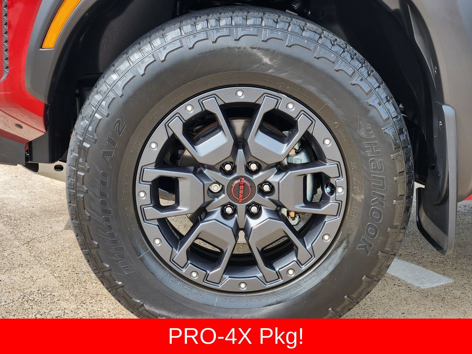 Used 2022 Nissan Frontier PRO-4X w/ Pro-4X Premium Package AWD/4WD image 20