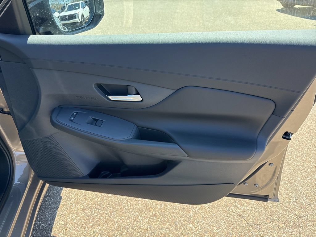 New 2026 Nissan Sentra SV w/ SV Convenience Package FWD image 24