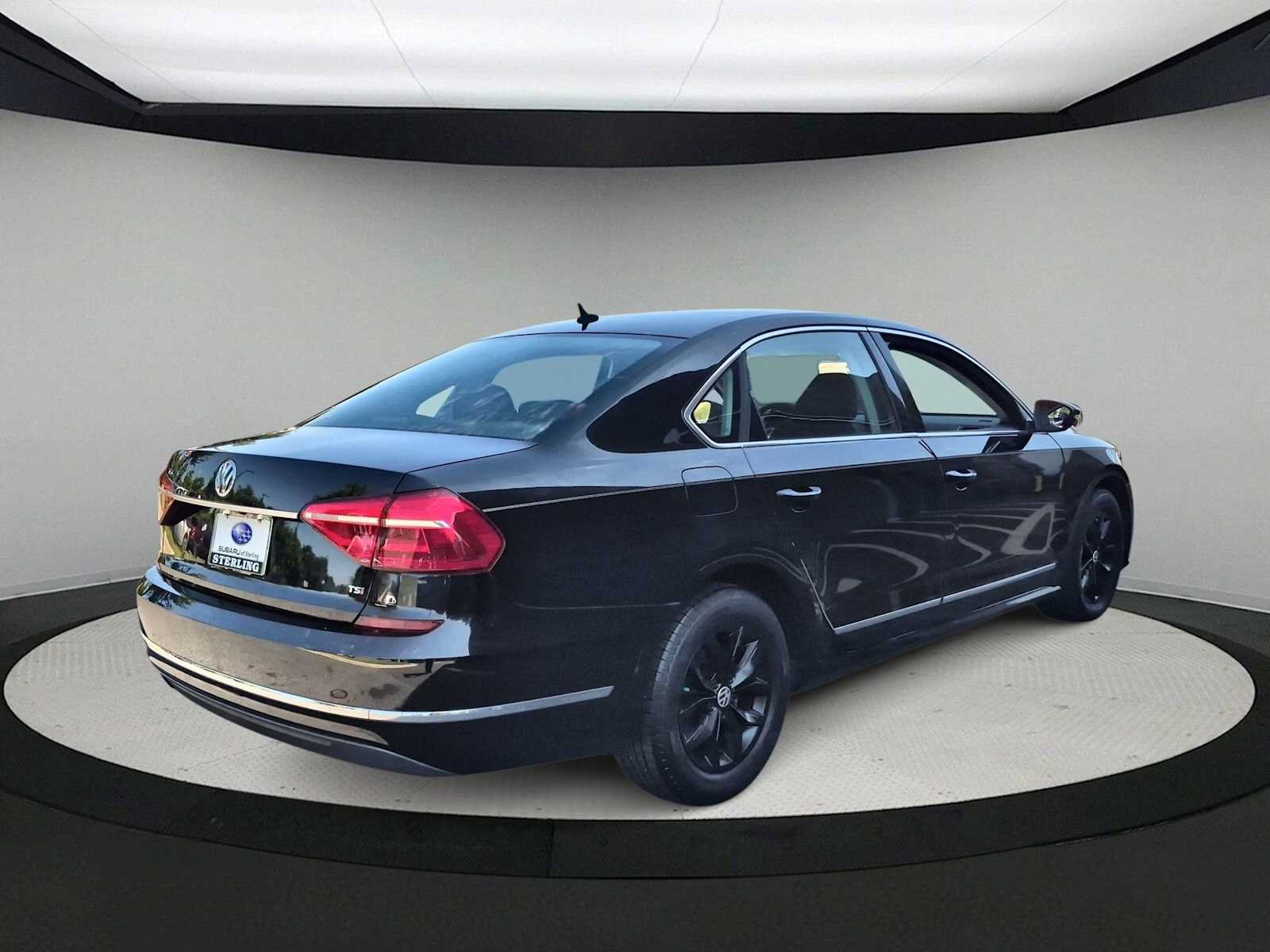 Used 2016 Volkswagen Passat 1.8T S FWD image 8