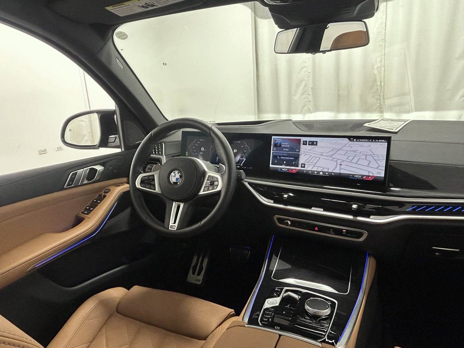 Used 2025 BMW X5 M60i w/ Parking Assistance Package image 10