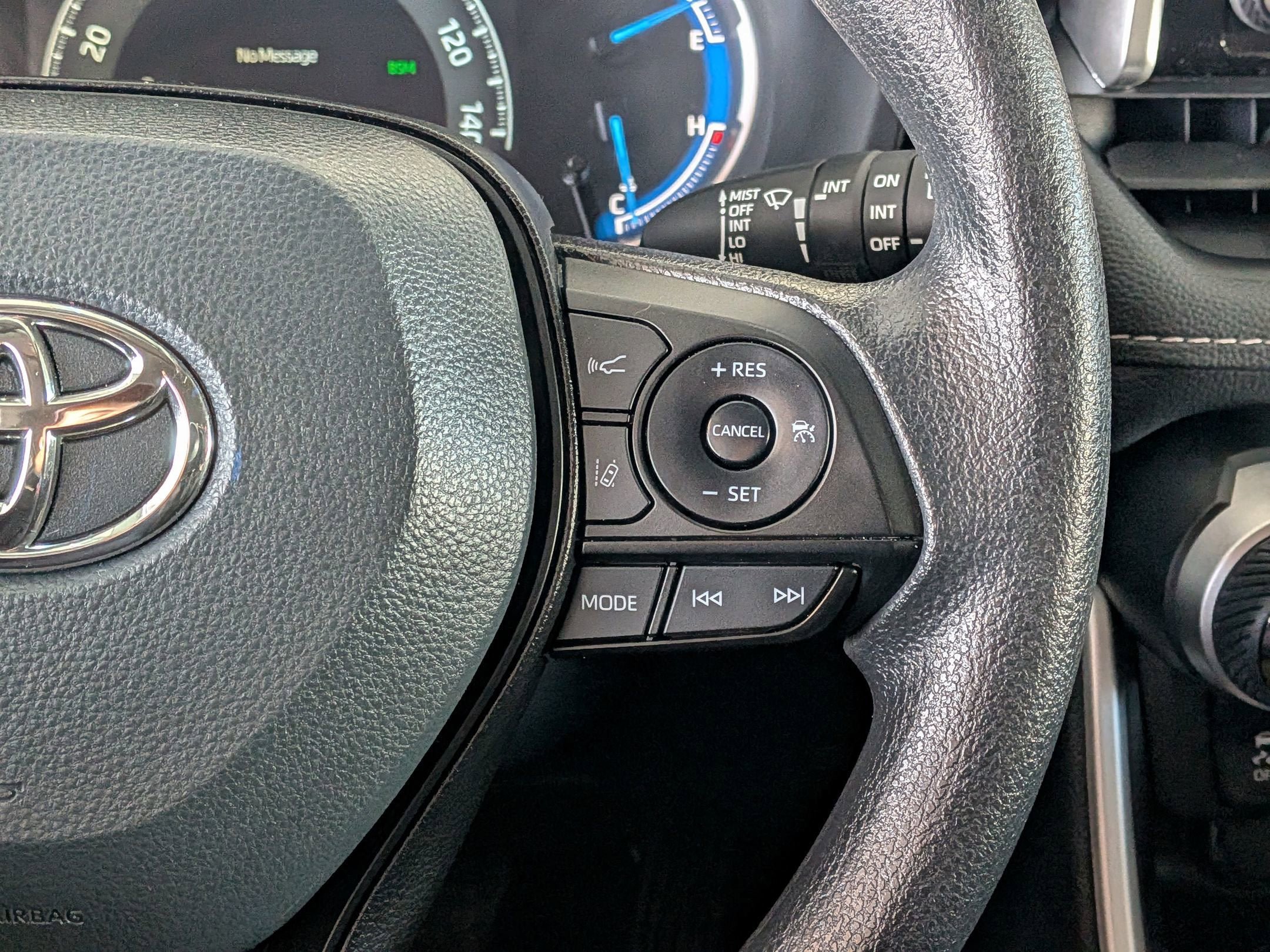 Certified 2025 Toyota RAV4 XLE AWD/4WD image 16