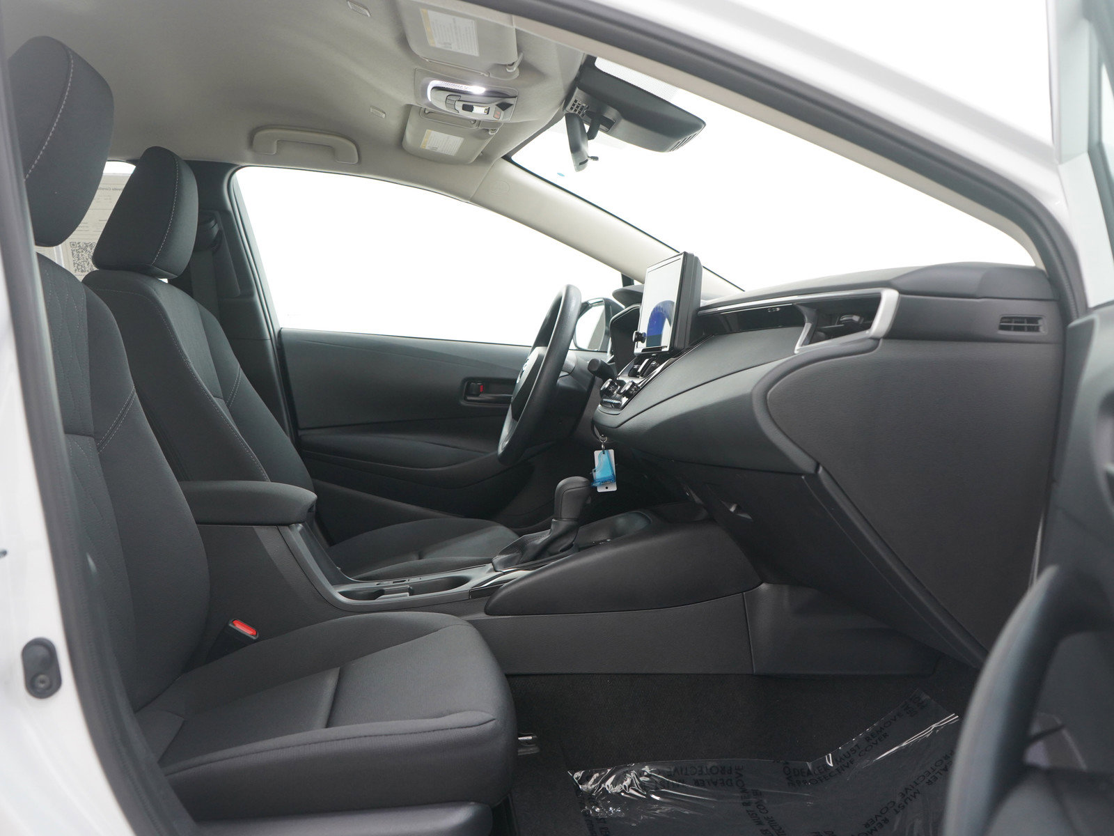 Used 2026 Toyota Corolla LE FWD image 11