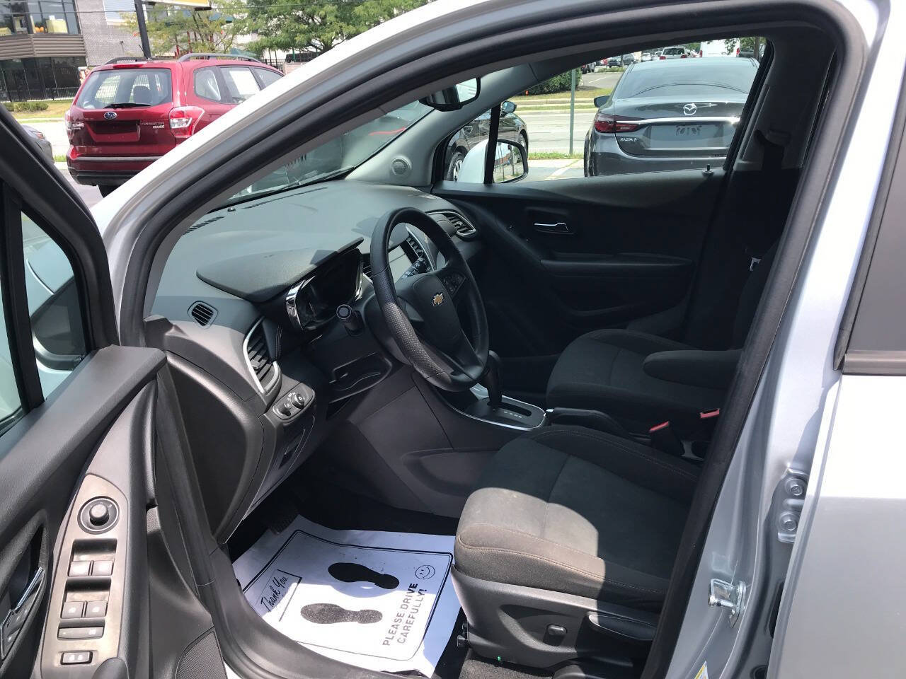 Used 2018 Chevrolet Trax LS FWD image 9