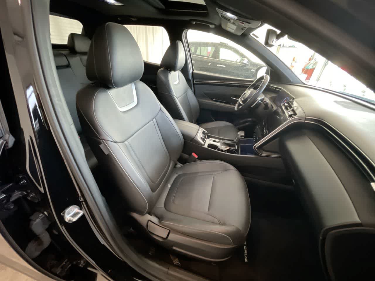 Used 2022 Hyundai Santa Cruz Limited AWD/4WD image 25