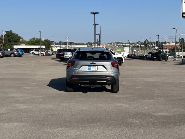 Certified 2024 Chevrolet Trax ACTIV w/ Sunroof Package FWD image 5