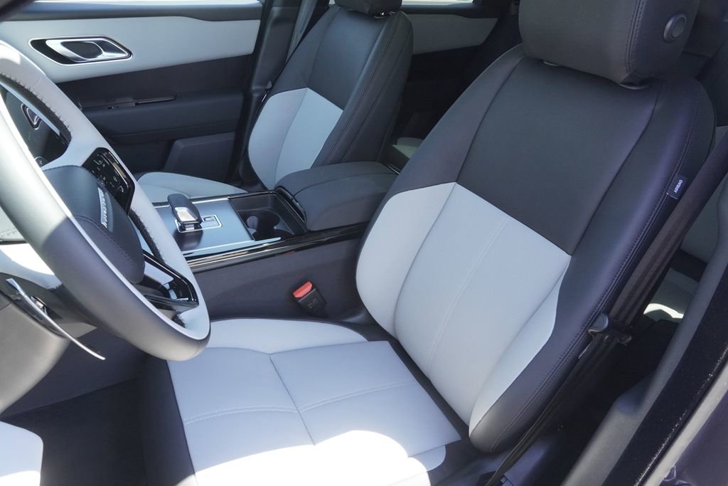 New 2026 Land Rover Range Rover Velar Dynamic SE image 20
