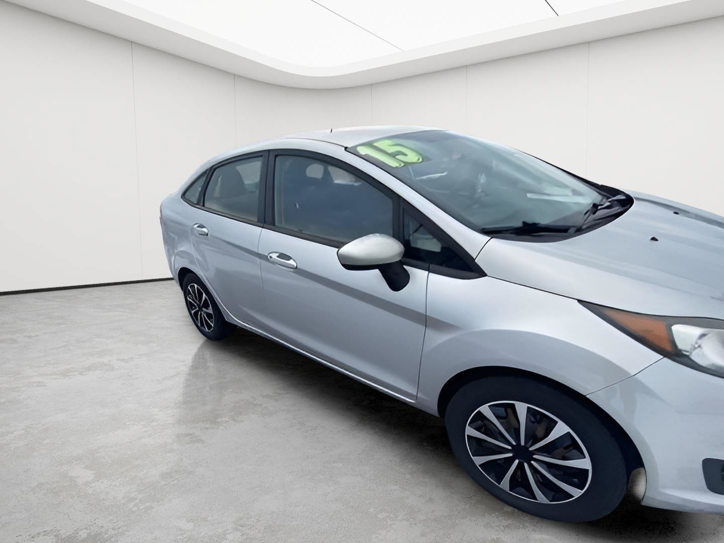 Used 2015 Ford Fiesta S FWD image 3