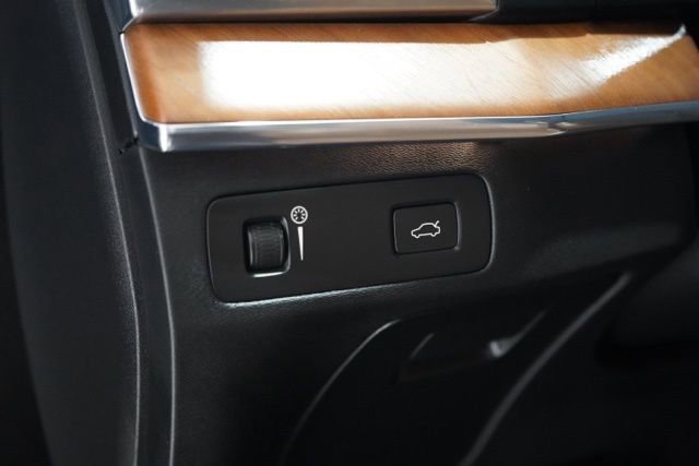 Used 2016 Volvo XC90 T6 Inscription image 22