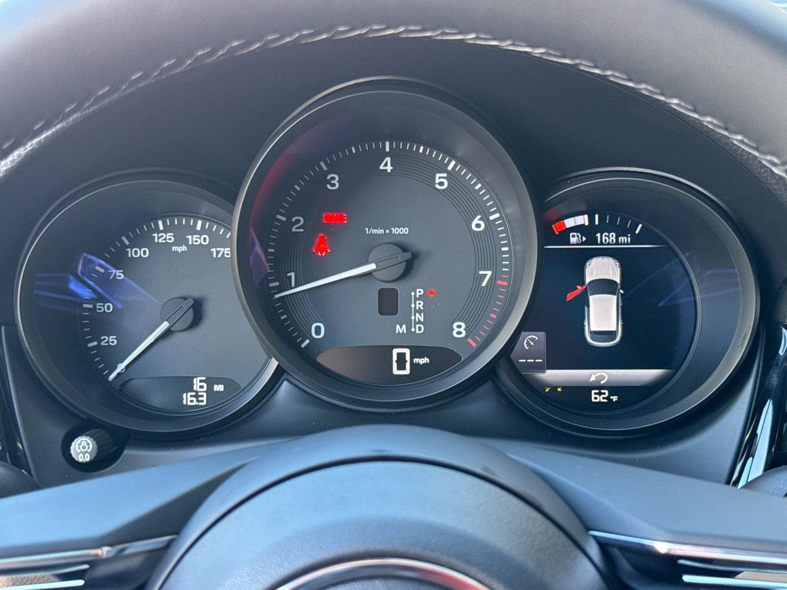 Certified 2026 Porsche Macan AWD/4WD image 30