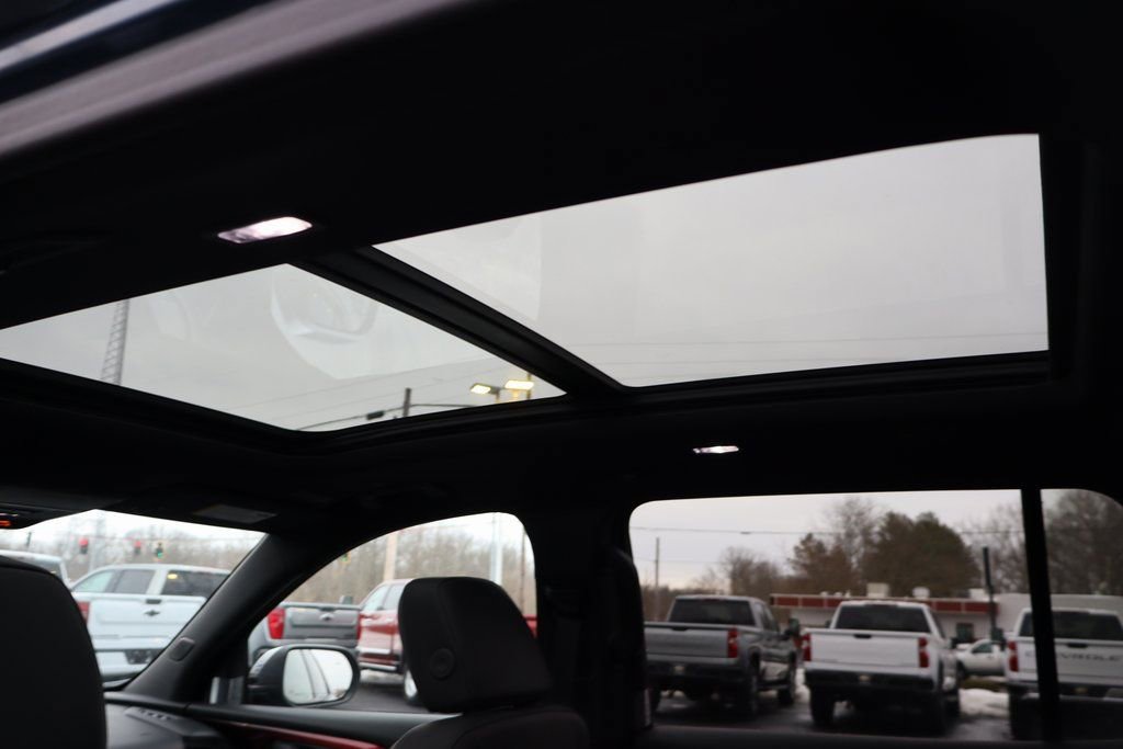 New 2026 Chevrolet Traverse RS image 25