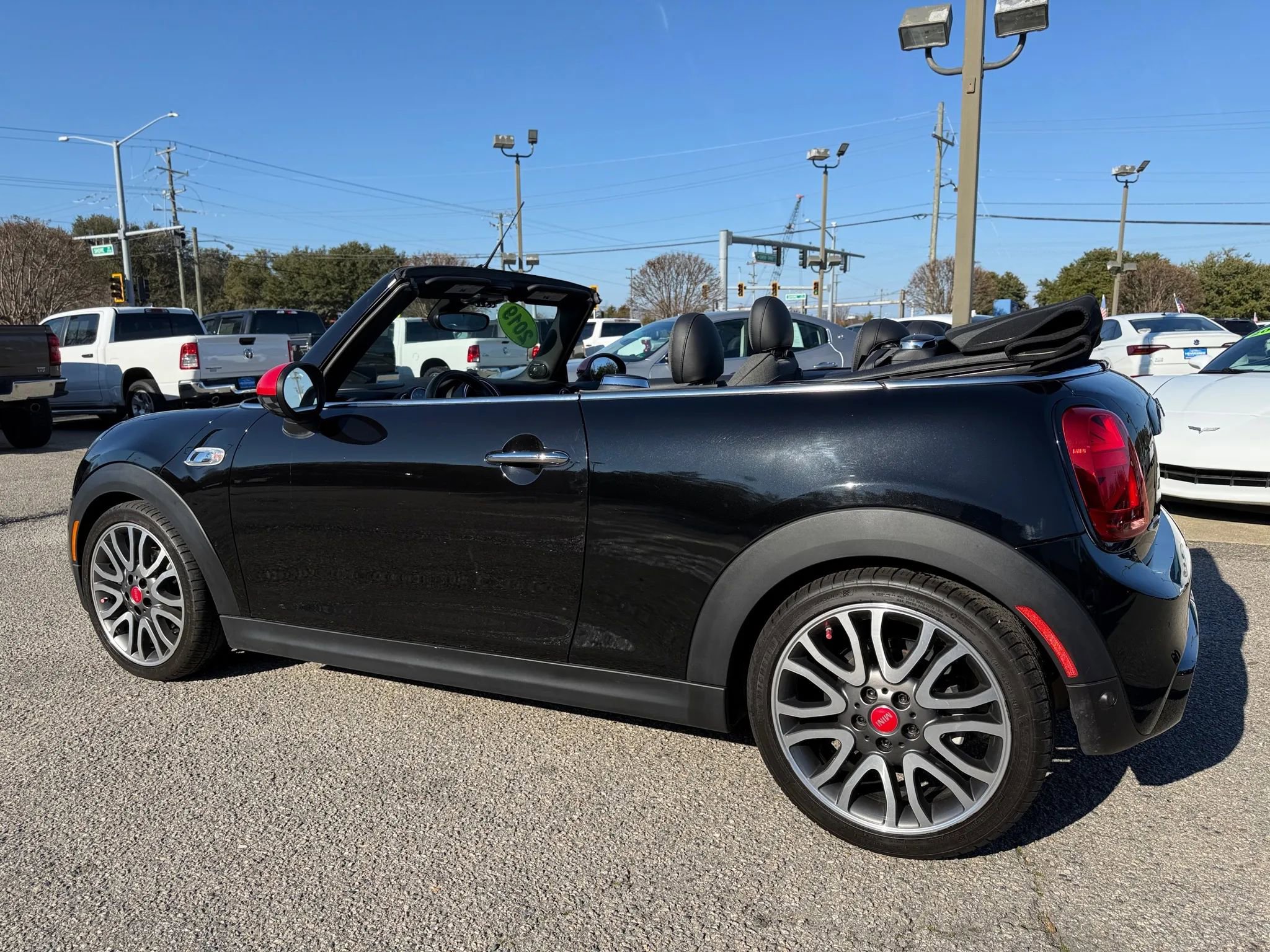 Used 2019 MINI Cooper S image 38