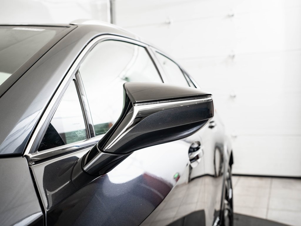 Used 2022 Lexus UX 250h w/ Premium Package image 15