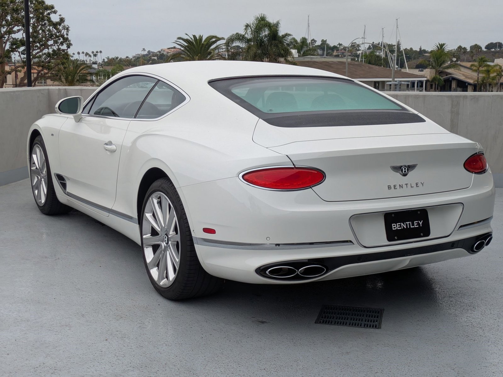 Certified 2022 Bentley Continental GT image 3