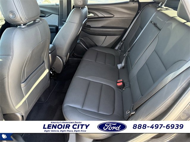 Used 2021 Chevrolet TrailBlazer LT w/ Sun and Liftgate Package image 11