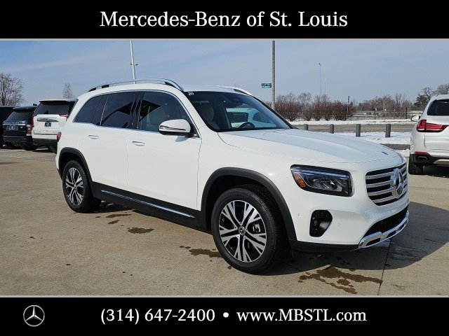 Used 2025 Mercedes-Benz GLB 250 4MATIC image 2