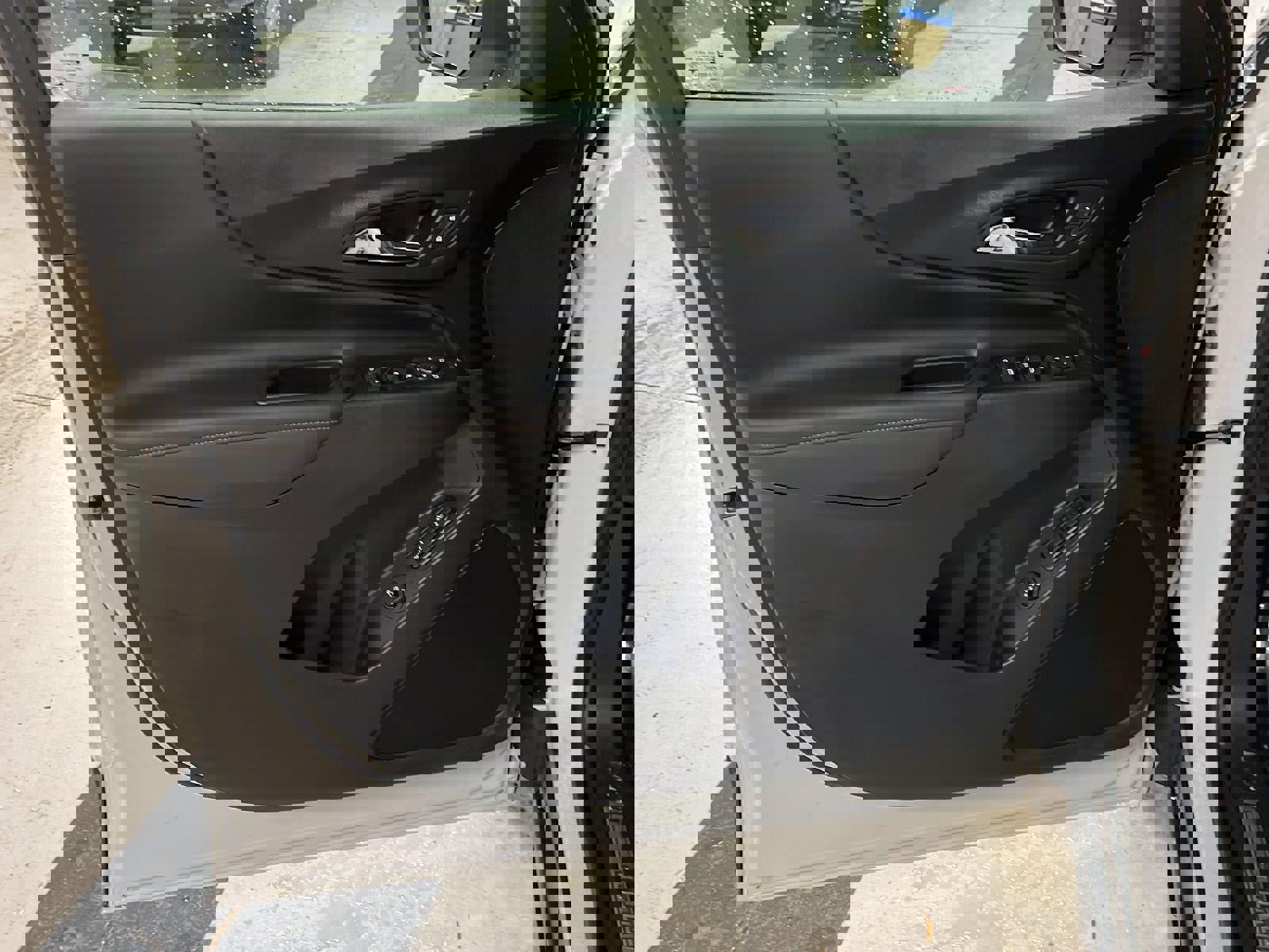 Used 2021 Chevrolet Equinox Premier image 13