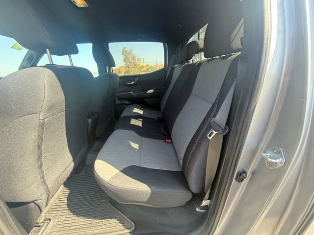 Used 2021 Toyota Tacoma TRD Sport w/ Technology Package image 14