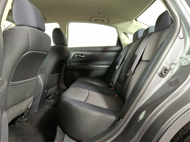Used 2017 Nissan Altima 2.5 SR image 13
