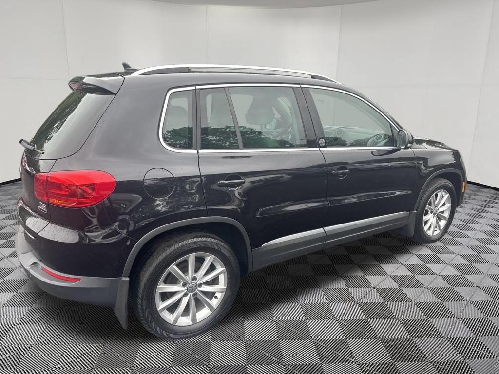 Used 2017 Volkswagen Tiguan Wolfsburg Edition AWD/4WD image 9