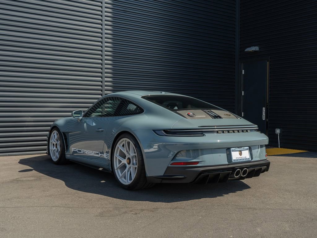 Certified 2024 Porsche 911 GT3 RS RWD image 3