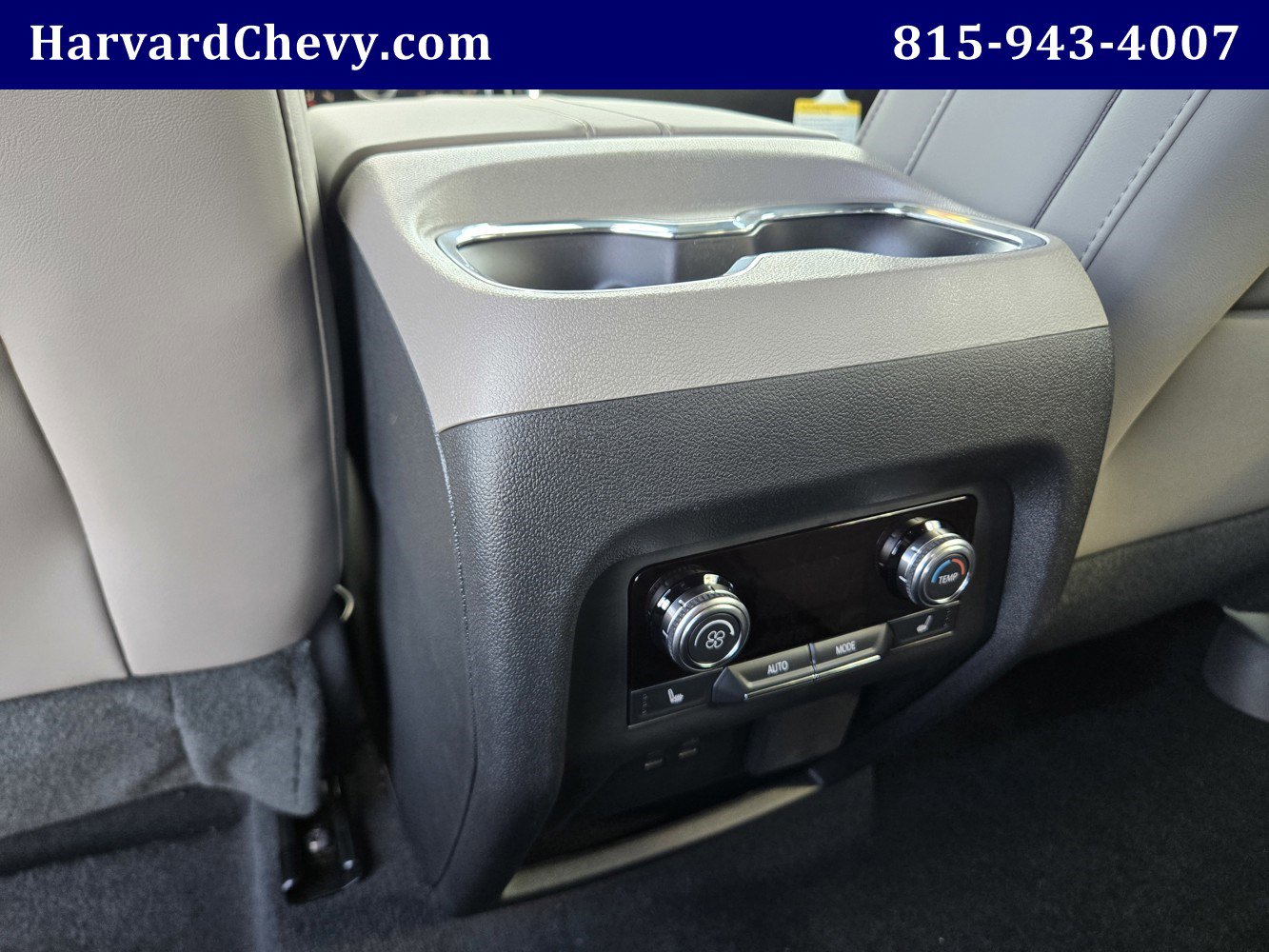 Used 2025 GMC Acadia Elevation w/ Elevation Premium Package image 29
