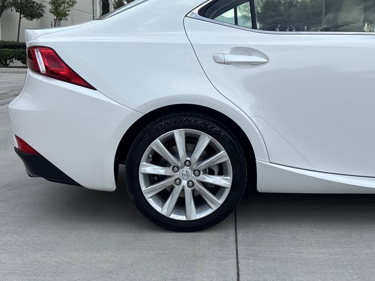 Used 2015 Lexus IS 250 image 8