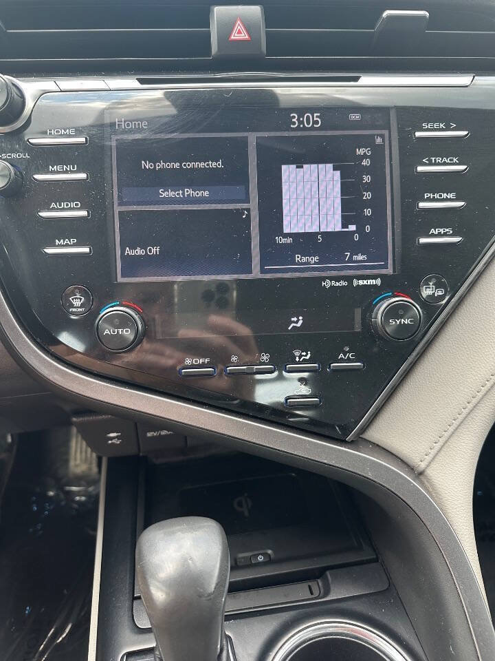 Used 2019 Toyota Camry XLE w/ Carpet Mat Package FWD image 15